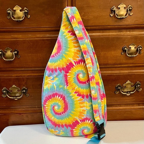 No Boundaries Cargo Sling | Multi Color | Tie Dye - Picture 2 of 11